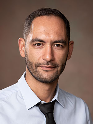 Dr. Mounir Riahi